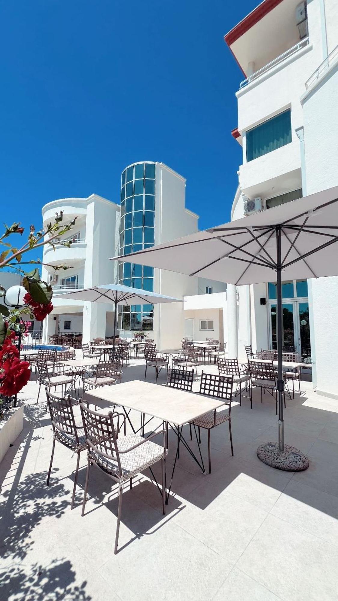 Imperial Hotel Ulcinj Zewnętrze zdjęcie